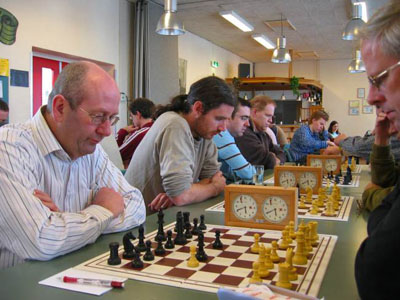 Kieran O'Driscoll (centre) and Rory Quinn (centre right), Marcel Castricum Memorial, Cuijk, Holland, 2007