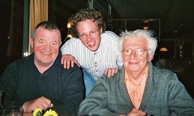 Eamon Keogh, Mark Quinn (Eamon's second) and Mihai Suba GM at the World Senior Champs, Bad Zwischenahn, Germany