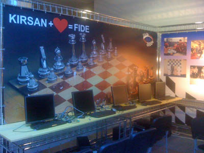 Khanty Mansiysk Olympiad - free internet access provided by Kirsan Ilyumzhinov at the tennis centre