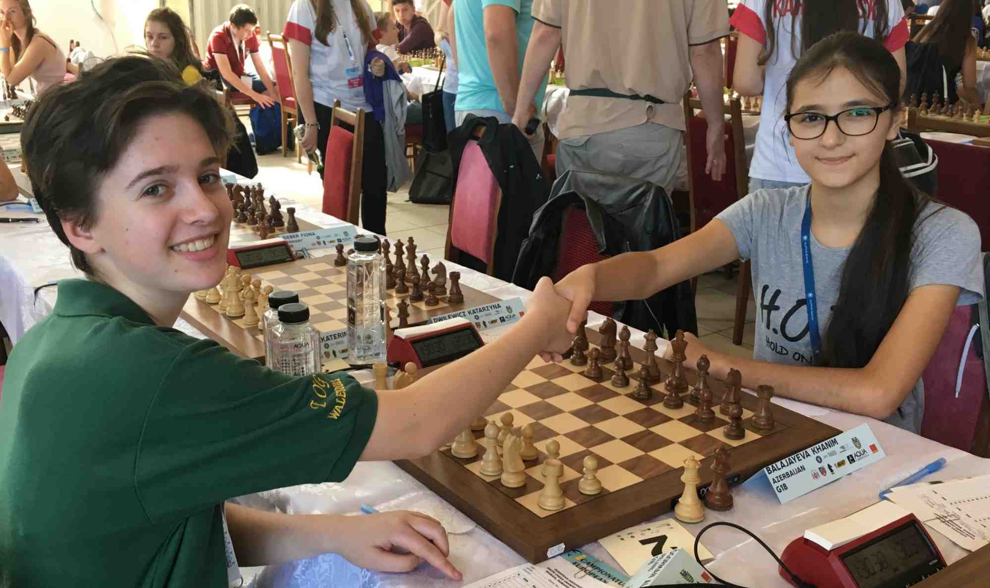 EYCC 2017 Day 1 Alice Vs Khanim