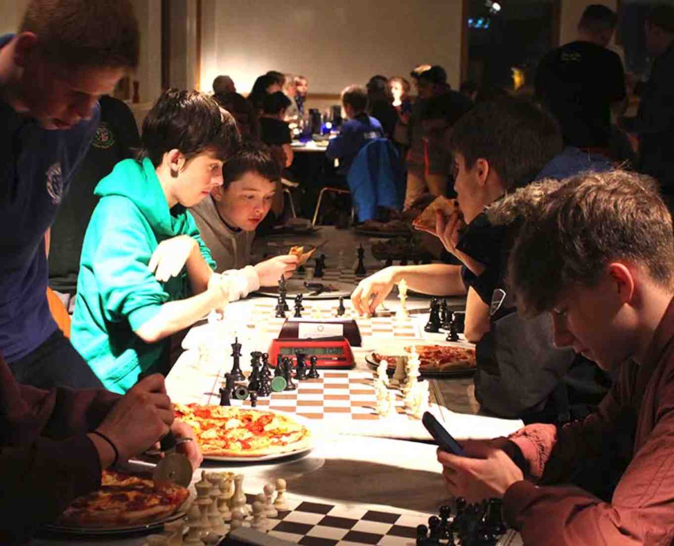 Sir Patrick Moore Cup 2018 – Pizza and Blitz